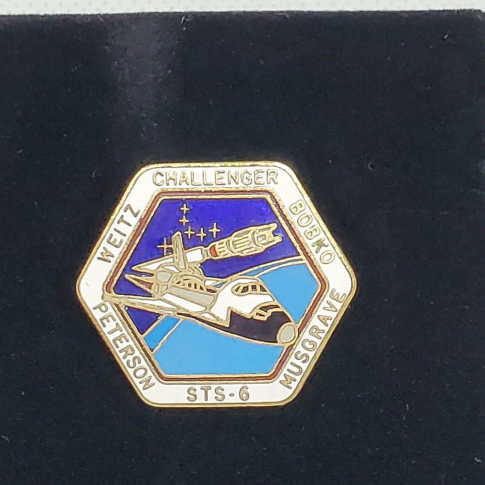 NASA Challenger Lapel Pin Weitz Peterson Musgrave Bobko STS-6  Tie Tack